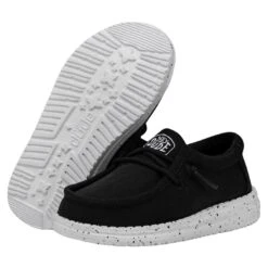 Wally Toddler Slub Canvas - Black -Timeless Shoes Shop 40029 001 WALLYTODDLERSLUBCANVAS BLACK PAIRBOTTOM