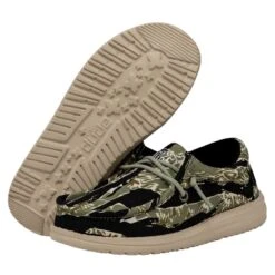 Wally Youth Camouflage - Tiger Stripe Camo -Timeless Shoes Shop 40042 9CJ WALLYYOUTHCAMOUFLAGE TIGERSTRIPECAMO PAIRBOTTOM