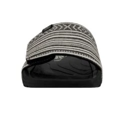 Phoenix Blanket - Black Gravel -Timeless Shoes Shop 40145 0YB PHOENIXBLANKET BLACKGRAVEL LEFTFRONT