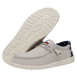 Wally Texas Canvas - Off White -Timeless Shoes Shop 40380 1LB WALLYTEXASCANVAS OFFWHITE PAIRBOTTOM